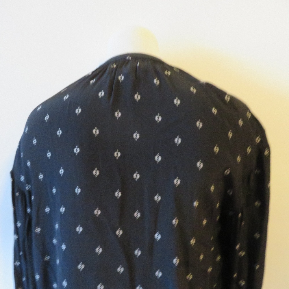 Something Navy Blue/White Button Down Blouse Xxs* - image 6